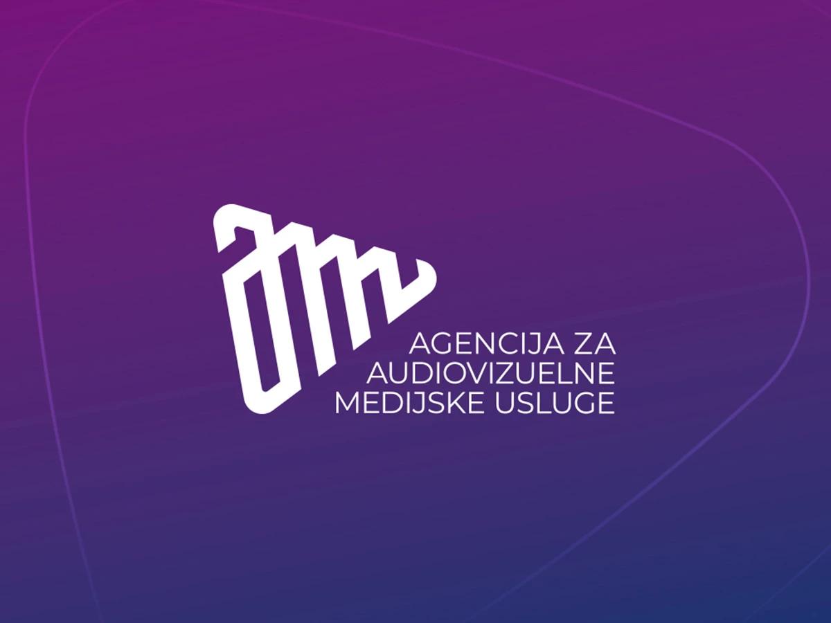 Card banner